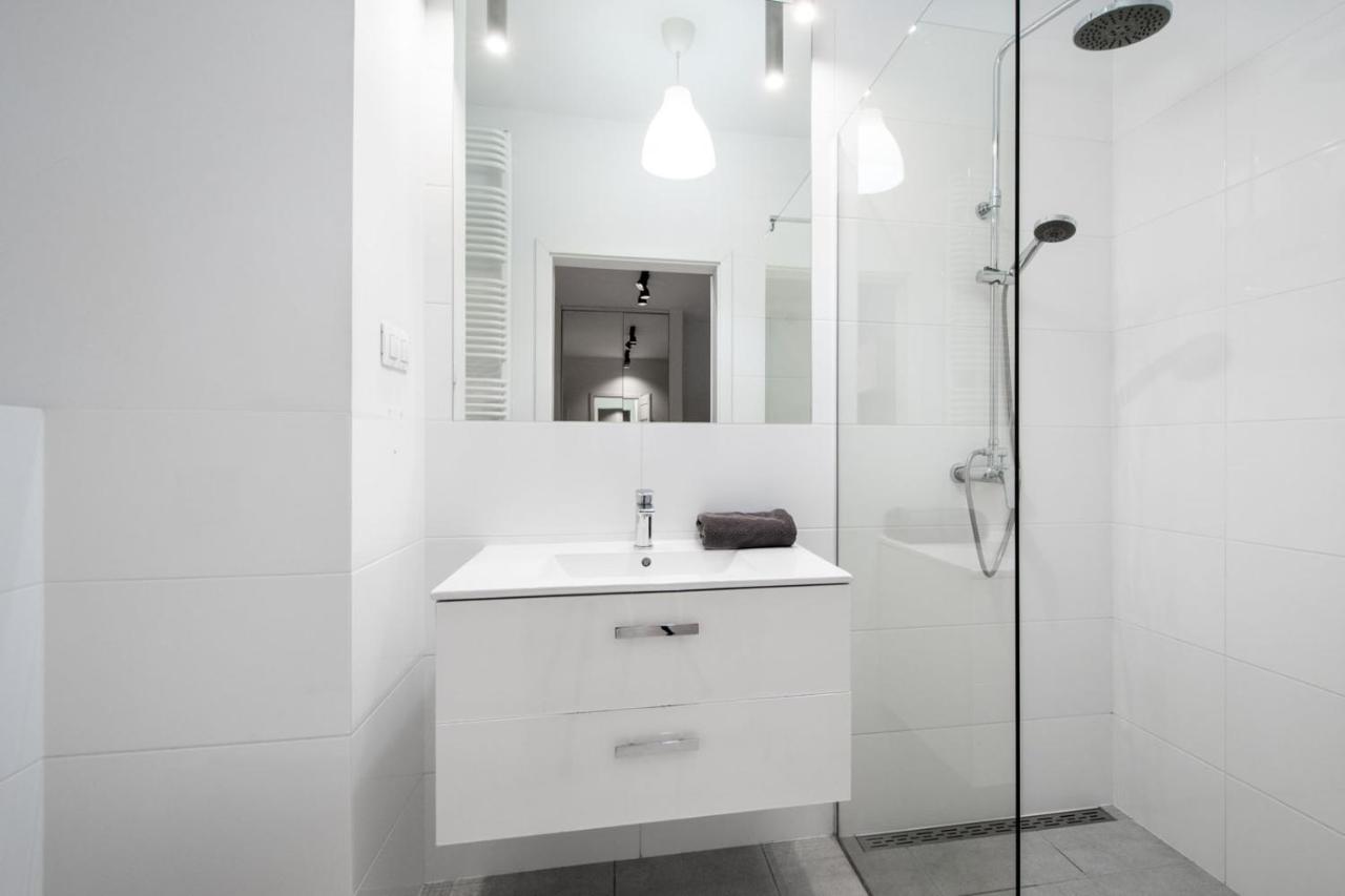 Warsaw Night Apartments Menica Residence Extérieur photo